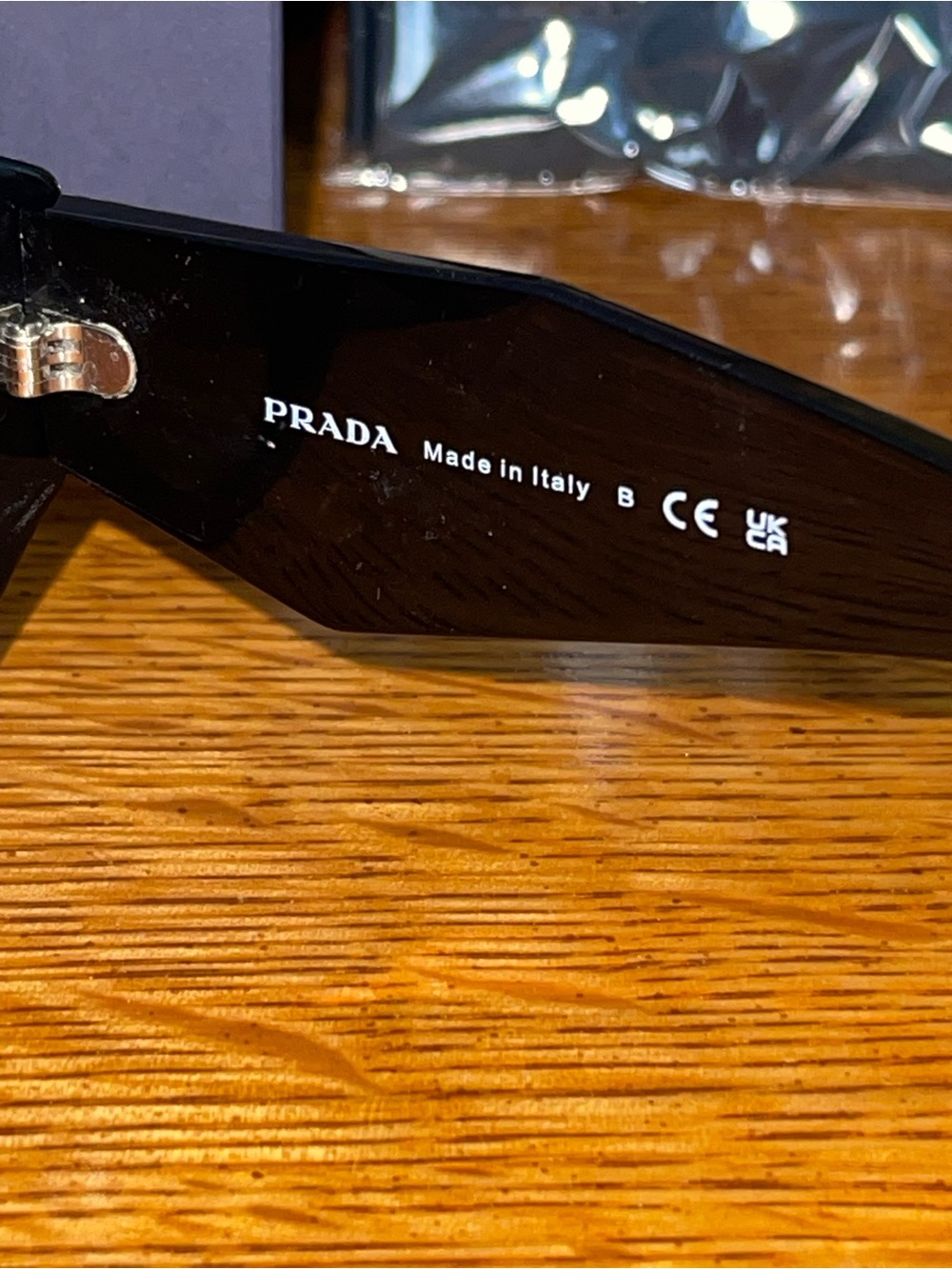 Authentic Prada Black Cat-Eye Sunglasses with Gradient Lenses - Picture 7 of 15